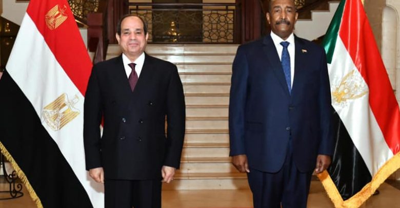 التقى السيد الرئيس عبد الفتاح السيسي اليوم بالقصر الجمهوري في العاصمة السودانية