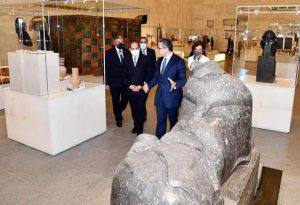 افتتاح السيد الرئيس عبد الفتاح السيسي  متحف الحضارة بالفسطاط، وليستقبل المتحف الموكب الذهبى لملوك وملكات مصر القديمة